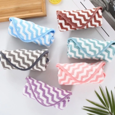 Combo 30 Bàn Chải Đánh Răng + 10 Khăn Mặt Sóng Hàn Quốc - Mềm Mịn, Thấm Hút Tốt, Giá Tốt GDTA88