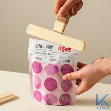 Combo 5 Kẹp Nhựa Miệng Túi HOMEK - Khóa Kín Thực Phẩm Gia Vị Tiện Lợi 42.000 VND 9 Combo 5 Kẹp Nhựa Miệng Túi HOMEK - Khóa Kín Thực Phẩm Gia Vị Tiện Lợi 42.000 VND 9