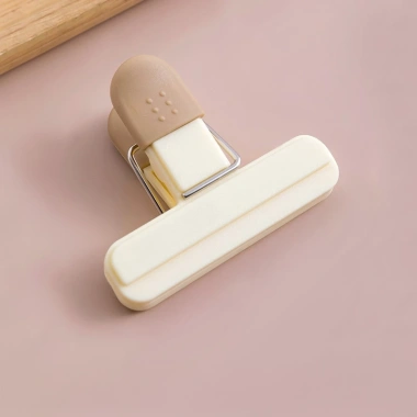 Combo 5 Kẹp Nhựa Miệng Túi HOMEK - Khóa Kín Thực Phẩm Gia Vị Tiện Lợi 42.000 VND 10 Combo 5 Kẹp Nhựa Miệng Túi HOMEK - Khóa Kín Thực Phẩm Gia Vị Tiện Lợi 42.000 VND 10