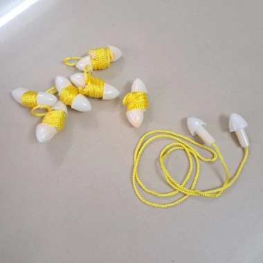 Combo 50 cặp bích nút nhét tai chống ồn 1 tầng trắng - Nhựa dẻo, giảm còn 68.000 VND 4 Combo 50 cặp bích nút nhét tai chống ồn 1 tầng trắng - Nhựa dẻo, giảm còn 68.000 VND 4