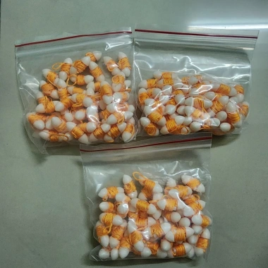 Combo 50 cặp bích nút nhét tai chống ồn 1 tầng trắng - Nhựa dẻo, giảm còn 68.000 VND 8 Combo 50 cặp bích nút nhét tai chống ồn 1 tầng trắng - Nhựa dẻo, giảm còn 68.000 VND 8