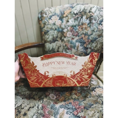 Combo Khay Thuyền Giấy 5-10-15 Đựng Quà Tết 2.026 In Chữ Happy New Year - Sang Trọng, Giá Ưu Đãi