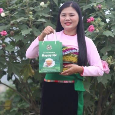 Combo Quà Tặng Trà Giây Happy Life 4 Hộp và Thìa Canh, 200 Gói Lọc - Khuyến mãi Giá 69.000₫