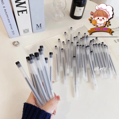 Combo Shopee Bút bi mực gel Chép Kinh ngòi 0.5mm nét đẹp – Giá 13.800đ 3