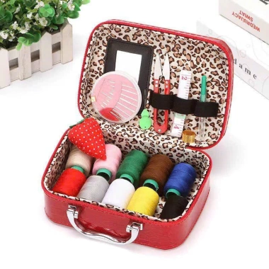 Cốp Kim Chỉ May Vá 17 Món - Hộp Đựng Nhỏ Gọn, Dễ Mang Theo, Tiết Kiệm Cho Vali 3 Cốp Kim Chỉ May Vá 17 Món - Hộp Đựng Nhỏ Gọn, Dễ Mang Theo, Tiết Kiệm Cho Vali 3
