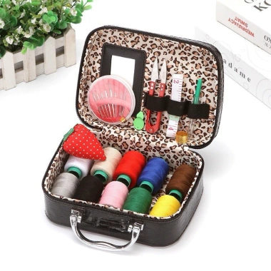 Cốp Kim Chỉ May Vá 17 Món - Hộp Đựng Nhỏ Gọn, Dễ Mang Theo, Tiết Kiệm Cho Vali