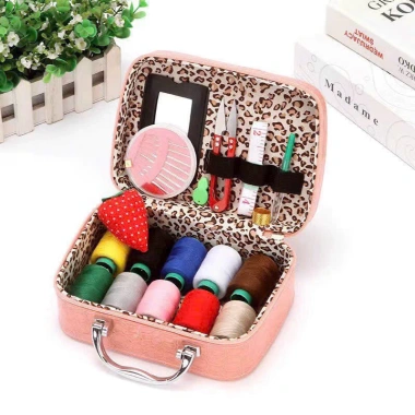 Cốp Kim Chỉ May Vá 17 Món - Hộp Đựng Nhỏ Gọn, Dễ Mang Theo, Tiết Kiệm Cho Vali