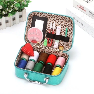 Cốp Kim Chỉ May Vá 17 Món - Hộp Đựng Nhỏ Gọn, Dễ Mang Theo, Tiết Kiệm Cho Vali 9 Cốp Kim Chỉ May Vá 17 Món - Hộp Đựng Nhỏ Gọn, Dễ Mang Theo, Tiết Kiệm Cho Vali 9