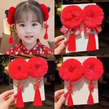 Cột tóc bông xù tròn đỏ gắn chuông, thỏ, tua rua, nơ - Set 2 chiếc PK251 giảm giá 38.5k cho Tết Năm Mới