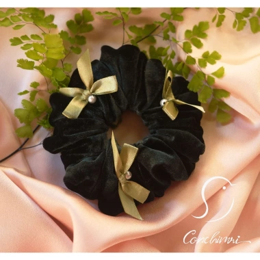 Cột tóc nhung mềm mịn có nơ bảo vệ tóc - Scrunchies giá 32.000, giữ nếp lâu 6 Cột tóc nhung mềm mịn có nơ bảo vệ tóc - Scrunchies giá 32.000, giữ nếp lâu 6