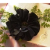 Cột tóc nhung mềm mịn có nơ bảo vệ tóc - Scrunchies giá 32.000, giữ nếp lâu 10