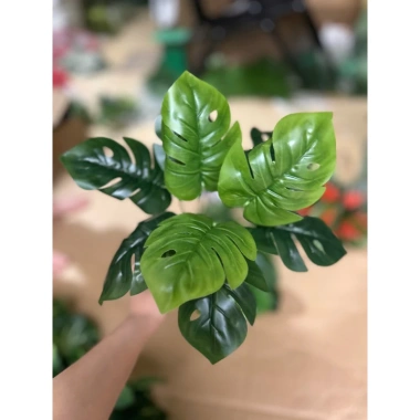 Cụm lá - hoa lụa giả sang trọng, trang trí nội thất, giảm còn 18.999 VND