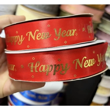 Cuộn duy băng chữ chúc mừng năm mới Noel 50m x 2,5cm - Giỏ quà Tết HN3 48.000₫ 3 Cuộn duy băng chữ chúc mừng năm mới Noel 50m x 2,5cm - Giỏ quà Tết HN3 48.000₫ 3