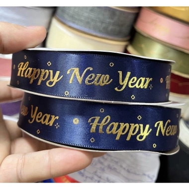 Cuộn duy băng chữ chúc mừng năm mới Noel 50m x 2,5cm - Giỏ quà Tết HN3 48.000₫ 9 Cuộn duy băng chữ chúc mừng năm mới Noel 50m x 2,5cm - Giỏ quà Tết HN3 48.000₫ 9