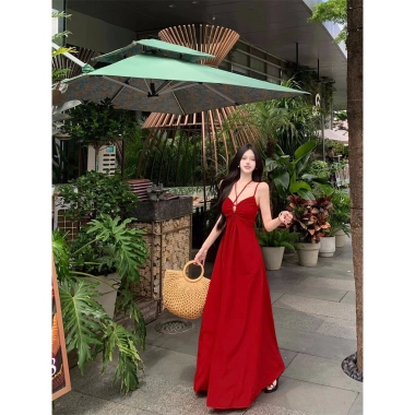 Đầm maxi hở lưng đơn sắc quyến rũ – Thiết kế sang trọng, phù hợp tiệc tối, giá ưu đãi 406.000₫ 4