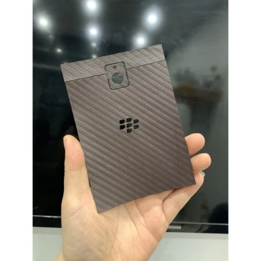 Dán da lưng Blackberry Passport AT&T đủ màu - Giá chỉ 70.000, tiết kiệm ngay 9