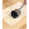 Dao cắt mì đa năng inox cao cấp, cắt bột nhanh gọn, giảm giá 39.000 VND