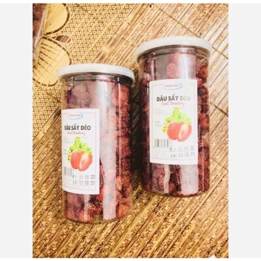 Dâu Tây sấy dẻo Thái Lan 500g - Giá 108.000đ, thơm ngon, giàu chất xơ