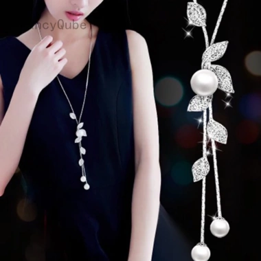 Dây chuyền mặt chiếc lá đính đá sang trọng: Chất lượng cao, giá ưu đãi 39.479 VND