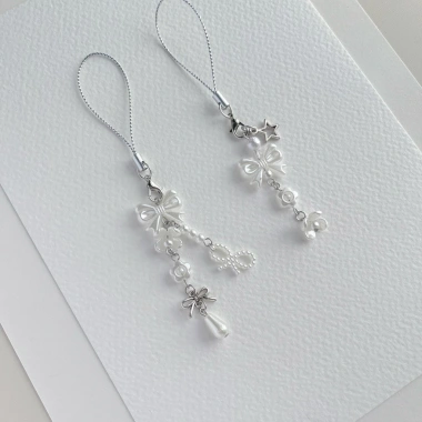 Dây treo móc khóa điện thoại mix hoa và charm nơ giảm giá 20k siêu xinh 5