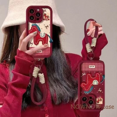 Dây treo vỏ iPhone 17-11 Pro Max X XR XS Max 7-8 Plus- Ngựa Đỏ dễ thương, vỏ mềm