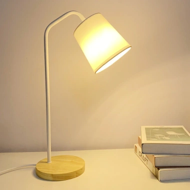 Đèn để bàn đọc sách DN035 – Đế gỗ sang trọng, phòng khách, ngủ – Giá 225.000 6 Đèn để bàn đọc sách DN035 – Đế gỗ sang trọng, phòng khách, ngủ – Giá 225.000 6