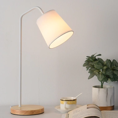 Đèn để bàn đọc sách DN035 – Đế gỗ sang trọng, phòng khách, ngủ – Giá 225.000 9 Đèn để bàn đọc sách DN035 – Đế gỗ sang trọng, phòng khách, ngủ – Giá 225.000 9