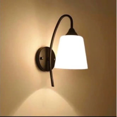 Đèn decor tường hiện đại cho phòng khách & phòng ngủ – Thiết kế sang trọng, giá ưu đãi 124.000₫ (trước 156.240₫)