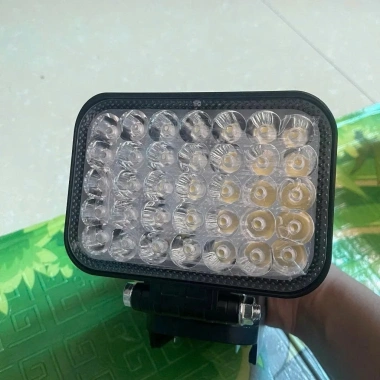 Đèn LED 35/55 Bóng Siêu Sáng 70-110W - Chân Pin, 2 Cổng USB, Tay Cầm, Giá 229k 9