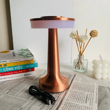 Đèn LED để bàn cảm ứng USB - Phong cách hiện đại, ánh sáng ấm, giá chỉ 95.000₫ 9