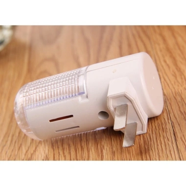 Đèn ngủ 3W 5.5x8cm Tiết kiệm điện, Ánh sáng ấm, Giá chỉ 9.000đ - DUASHOP