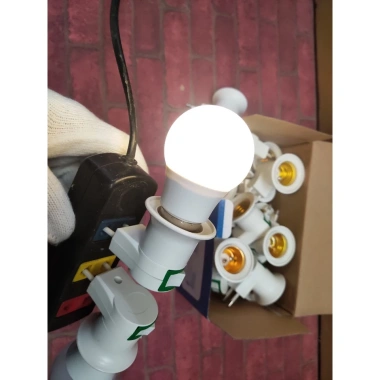 Đèn ngủ cắm tường công tắt bật, dùng bóng đui xoáy E27, chỉ 25.000 VND - Giá ưu đãi