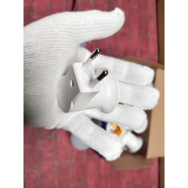 Đèn ngủ cắm tường công tắt bật, dùng bóng đui xoáy E27, chỉ 25.000 VND - Giá ưu đãi