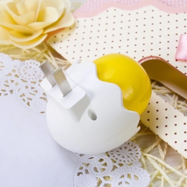 Đèn ngủ cảm ứng mini xinh xắn, nhựa cao cấp, an toàn - chỉ 14.700₫, giảm ngay