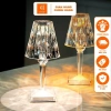 Đèn ngủ để bàn cao cấp 3 chế độ màu – Decor châu Âu lãng mạn, giảm còn 75.000₫
