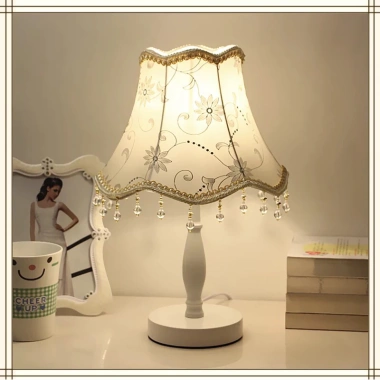 Đèn ngủ để bàn LED điều chỉnh độ sáng, tiết kiệm năng lượng, giá 205.000₫