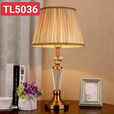Đèn ngủ để bàn Vingtage DB9.005 cao cấp - Tặng bóng LED, giảm giá 695k