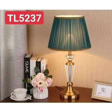 Đèn ngủ để bàn Vingtage DB9.005 cao cấp - Tặng bóng LED, giảm giá 695k