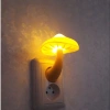Đèn ngủ LED cảm biến ánh sáng cây nấm, tự động bật tắt, kết nối ổ tường, ánh sáng vàng 20.000₫ 4