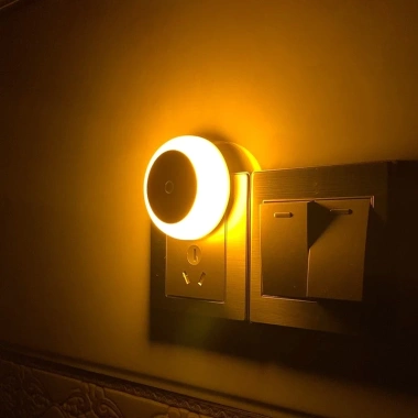 Đèn ngủ LED cảm ứng ánh sáng tự động tắt bật, decor phòng ngủ giá 29.000₫
