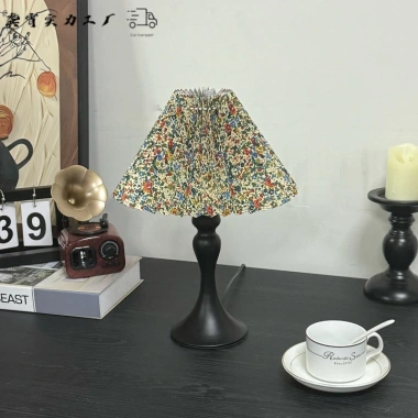 Đèn ngủ xếp ly phong cách cổ điển chao vải sang trọng, đèn đọc sách, trang trí phòng ngủ, giá ưu đãi 85.000₫ 5