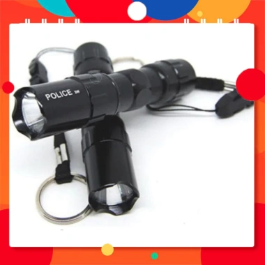 Đèn Pin Đa Năng Police 3W Vuông - 3 Chế Độ Sáng, Móc Khóa, Đế Nam Châm, Tay Cầm Xoay - 21.600đ