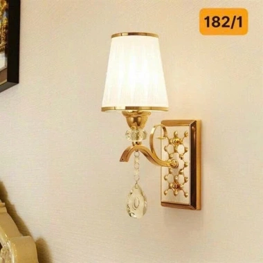 Đèn tường MM2.773 trang trí phòng ngủ và cầu thang, kèm bóng LED - Giá 149.000đ