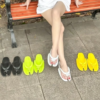 Dép Chuối Du Lịch Gập Lại Flip Flops Chống Trơn Trượt Phù Hợp Bơi Tắm Giá 43.147 VND