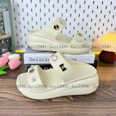 Dép Cross 2 quai đế cao dày 5-5.5cm, tặng bộ hình gắn nâu kem - Giá chỉ 209.000đ