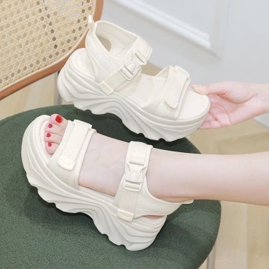 Dép đi biển thể thao BUQN đế dày chống trượt, đế mềm, thoải mái, siêu bền