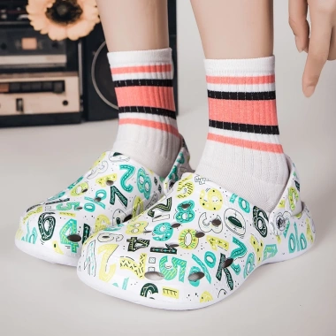 Dép đi biển thời trang mùa hè, đế lỗ nhẹ chống trượt, size 35-48, chỉ 247.321 VND 8 Dép đi biển thời trang mùa hè, đế lỗ nhẹ chống trượt, size 35-48, chỉ 247.321 VND 8