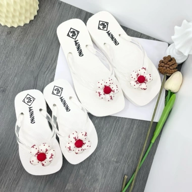 Dép kẹp hoa trong xỏ ngón đinh hoa xinh, quai chắc, êm chân - Mẹ & bé du lịch 70.000đ 10