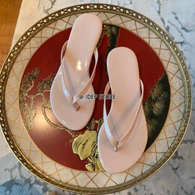 Dép kẹp nữ thời trang đi biển đế bệt xỏ ngón mũi tròn quai mảnh da bóng chống trượt 49k