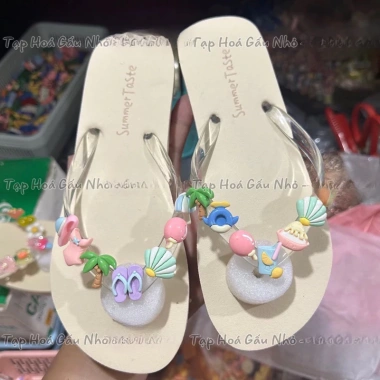 Dép Kẹp Xỏ Ngón Mix Charm Đi Dã Ngoại, Biển, Du Lịch Mùa Hè Tặng 14 Sticker Giá 30k 6 Dép Kẹp Xỏ Ngón Mix Charm Đi Dã Ngoại, Biển, Du Lịch Mùa Hè Tặng 14 Sticker Giá 30k 6